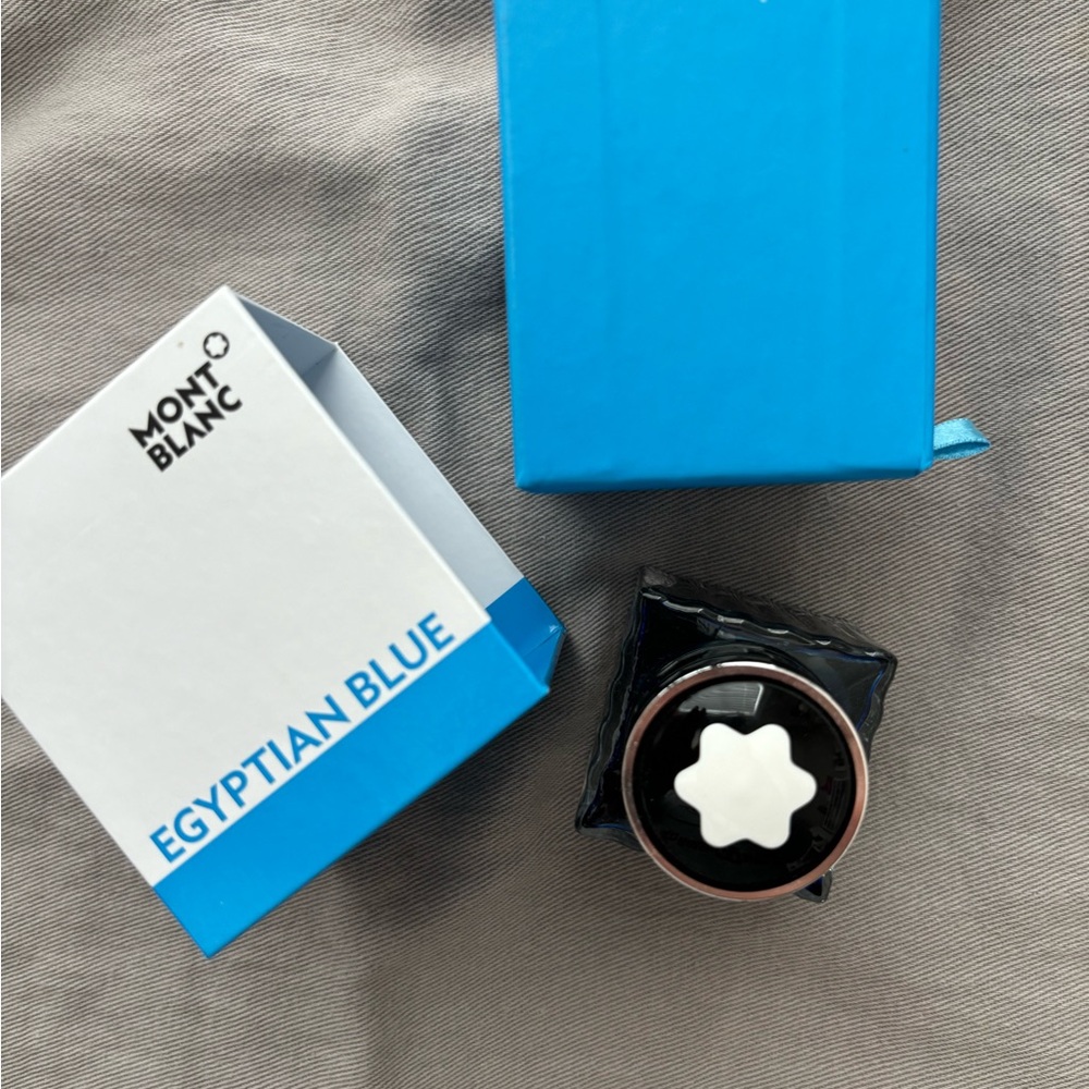 Limited edition Montblanc Egyptian Blue fountain pen ink